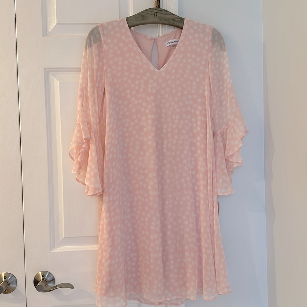 NWT Calvin Klein V-Neck Ruffle Sleeve Trapeze Minidress in Size 4, 6, and 8